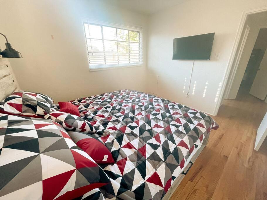 Pet Friendly! Private Casita In Nob Hill Villa Albuquerque Exterior photo